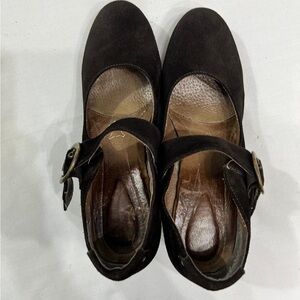 Women’s Wedges in Suede